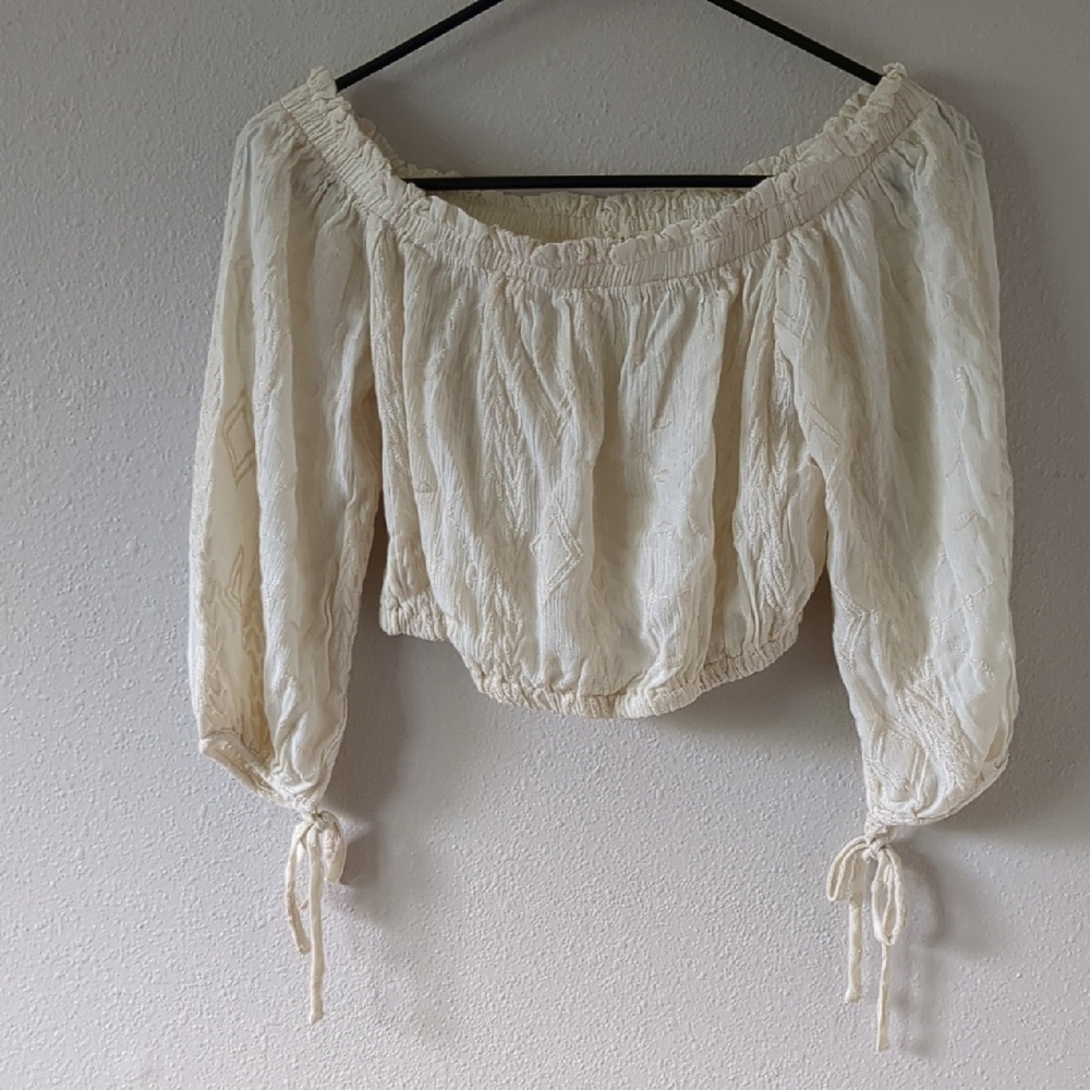 ILLA ILLA Cream Smocked Crop Blouse with 3/4 Sleeves